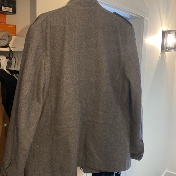 Mens medium Tommy Hilfiger Jacket . Grey and In good shape - Picture 3 of 3